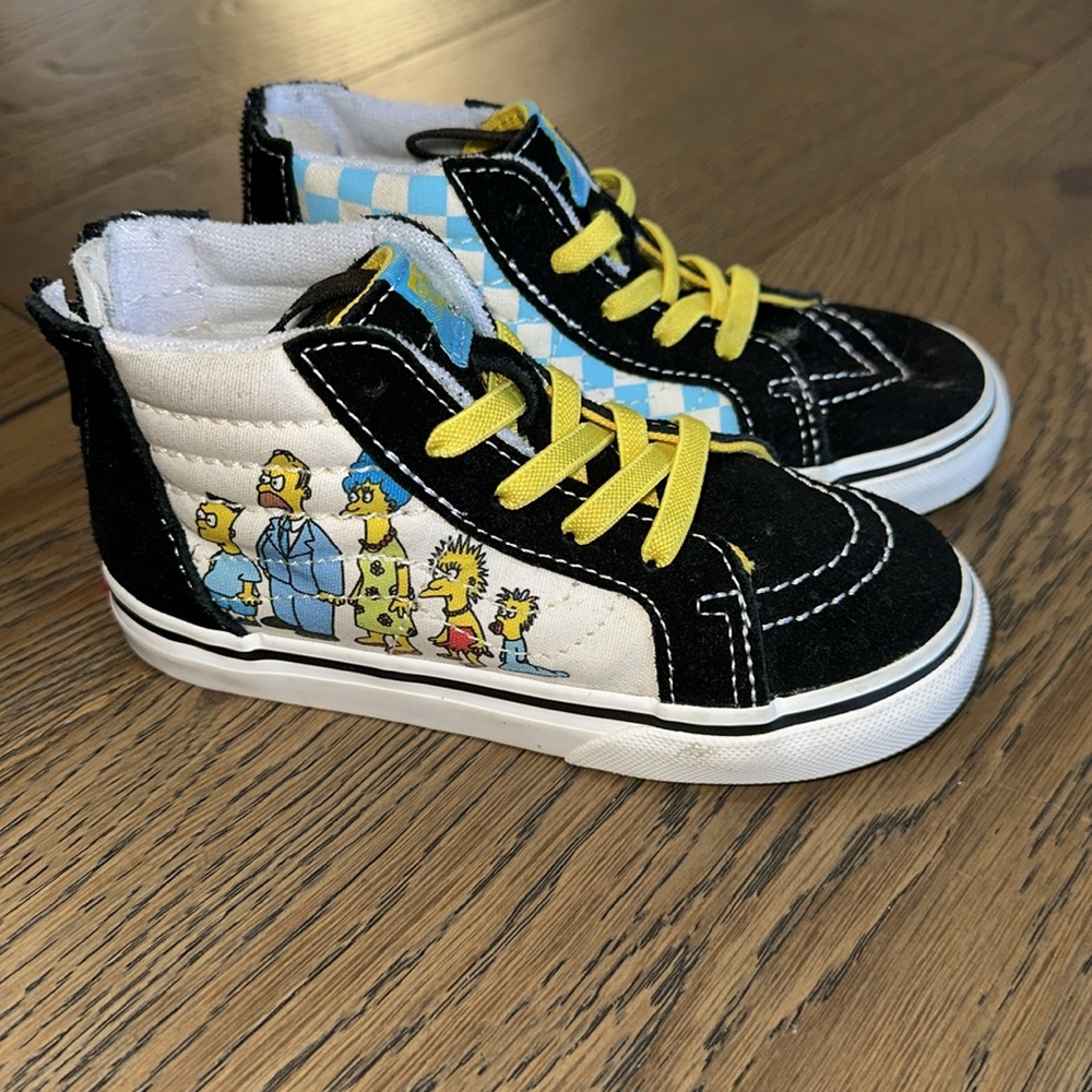 Simpson Vans - Picture 2 of 6